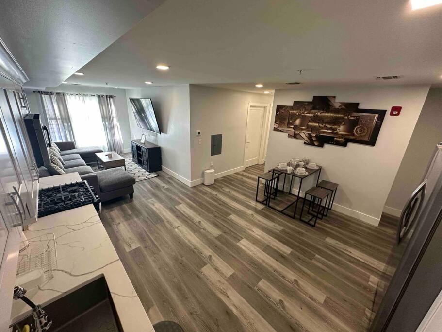 The Classic Suite: 2Br Close To Nyc Патерсън Екстериор снимка