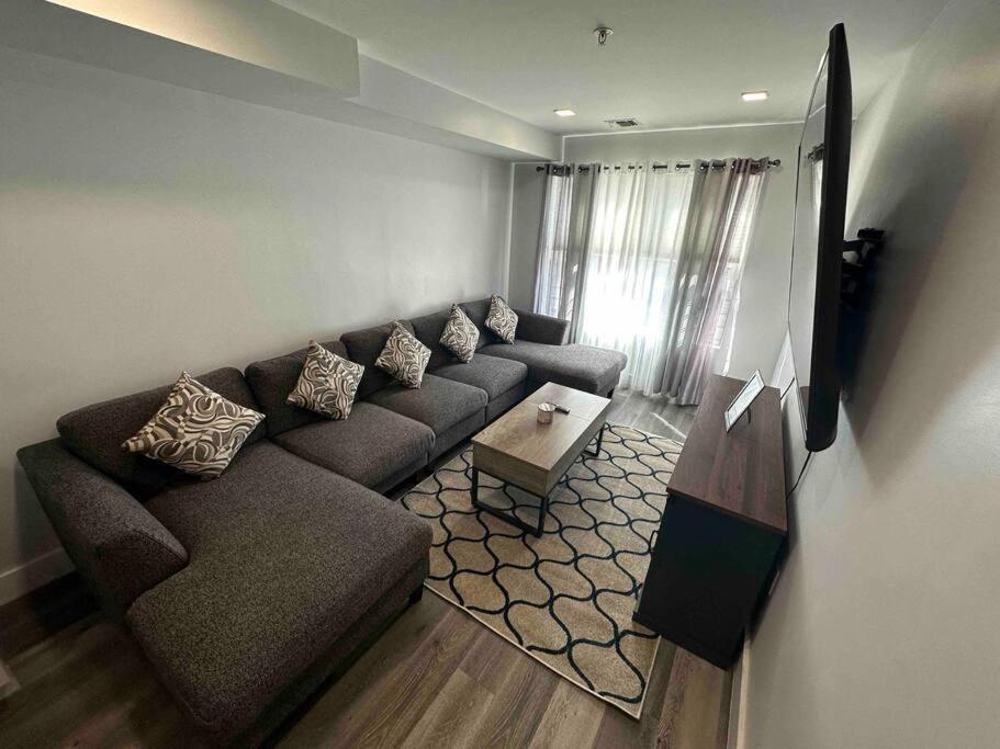 The Classic Suite: 2Br Close To Nyc Патерсън Екстериор снимка